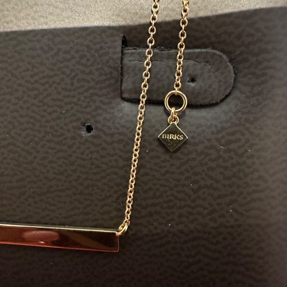 Birks Essential Horizontal Bar Necklace - Picture 5 of 8